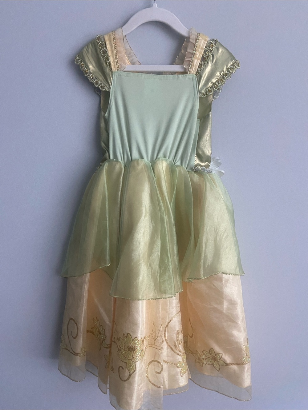 Disney Store Princess Tiana dress size 4 Princess and the frog green gold - Picture 7 of 9